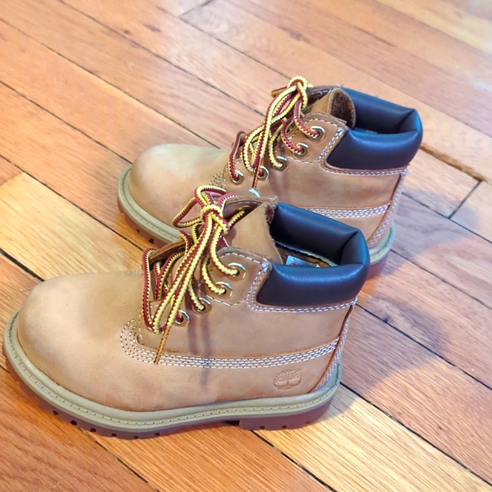 Timberland classic 6 inch waterproof boot size 7 toddler